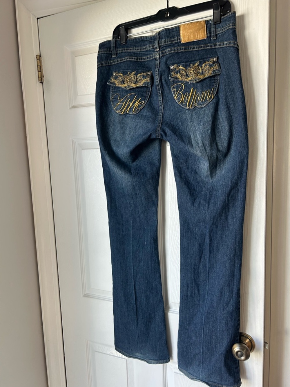 Low Rise Apple Bottom Jeans - Picture 2 of 3